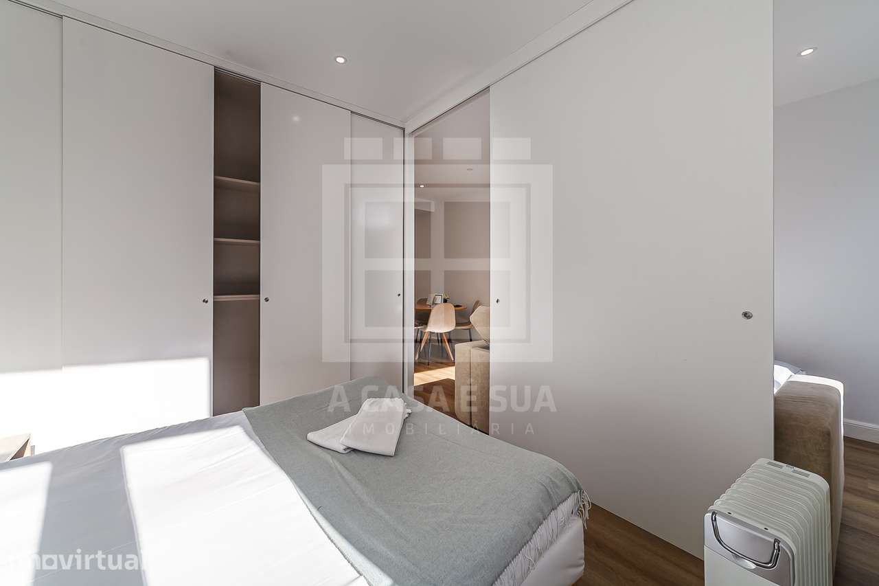 Apartamento T0 remodelado e mobilado no Bonfim, Porto - Grande imagem: 3/15