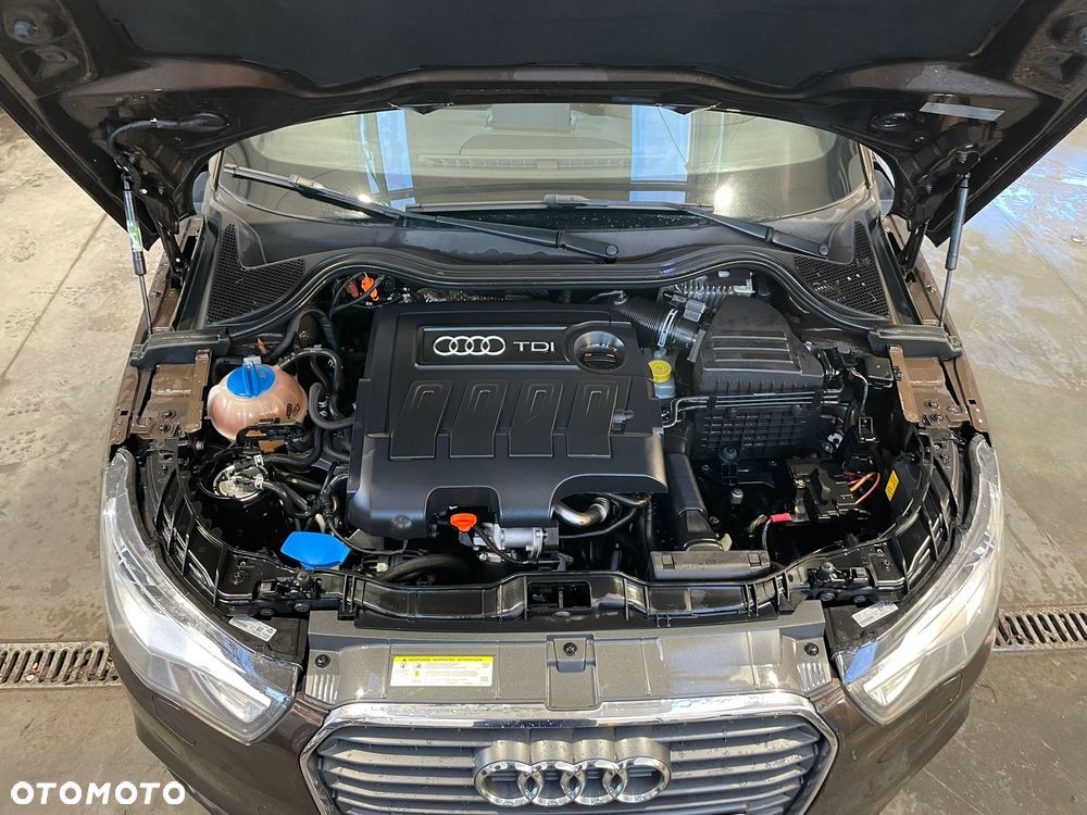 Audi A1 3-drzwiowe 1.6 TDI S line Sportpaket - 20