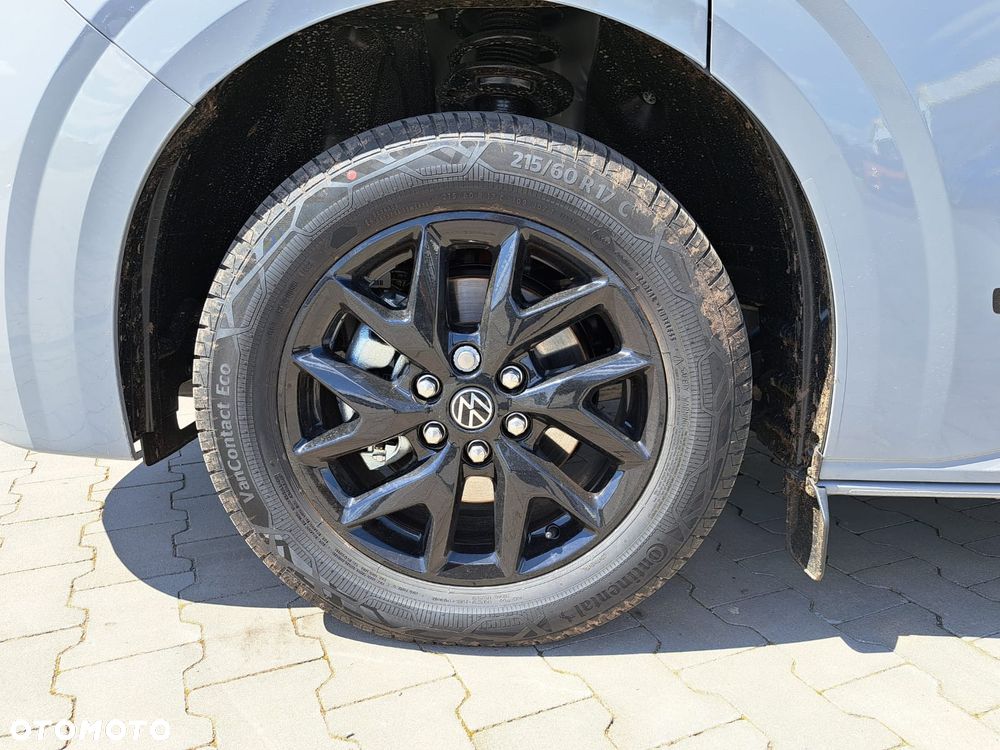 Volkswagen Caravelle - 12