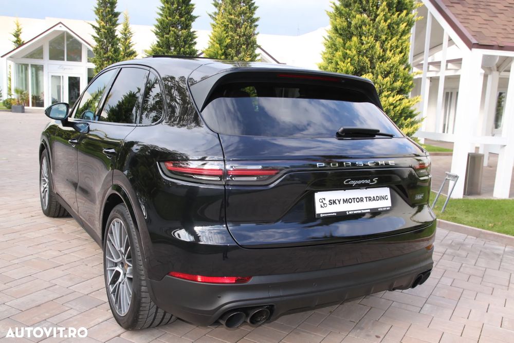 Porsche Cayenne S - 20