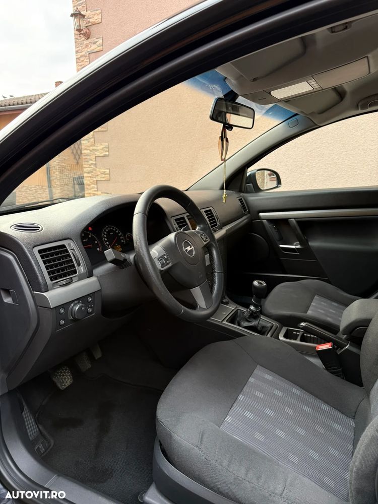 Opel Vectra 1.9 CDTI Essentia - 16