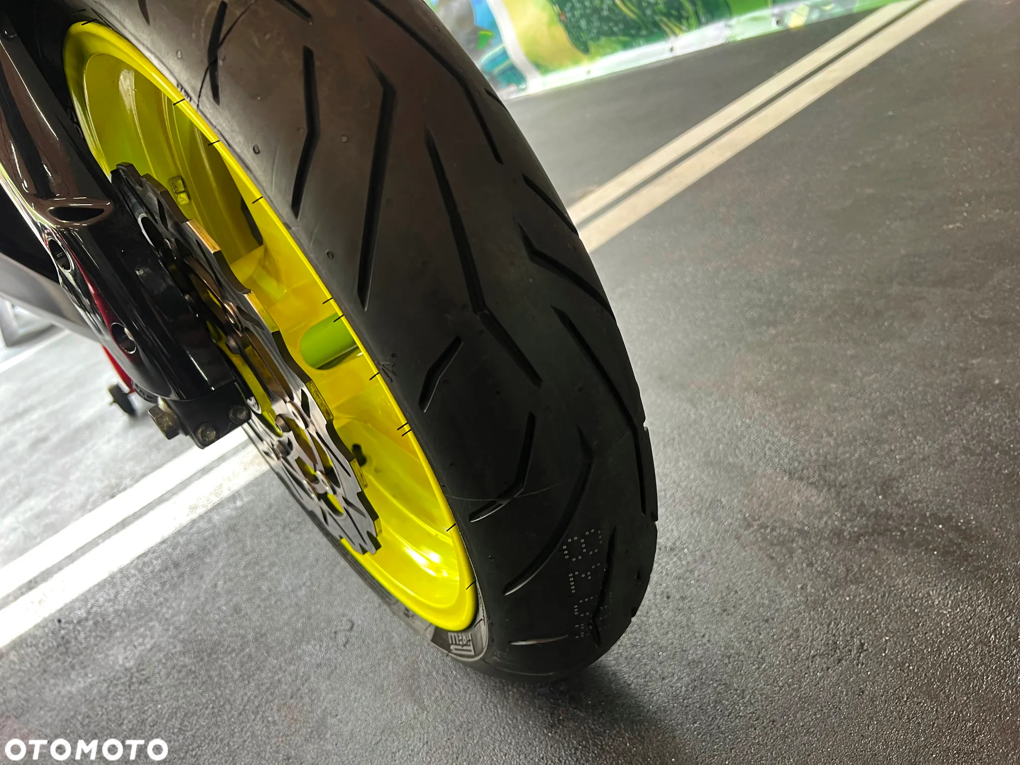 Suzuki GSX-R - 19