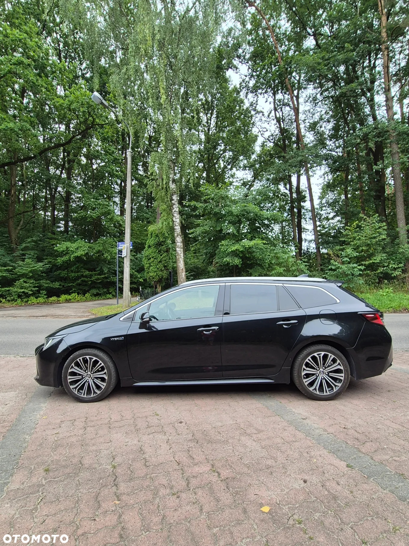 Toyota Corolla 1.8 Hybrid Executive - 2