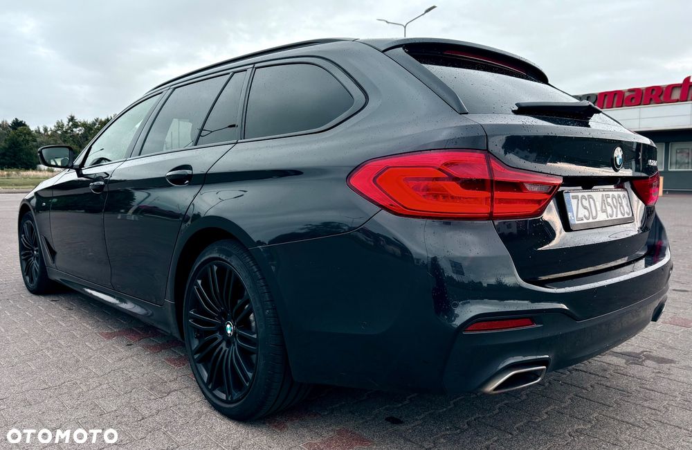 BMW Seria 5 520d M Sport - 5