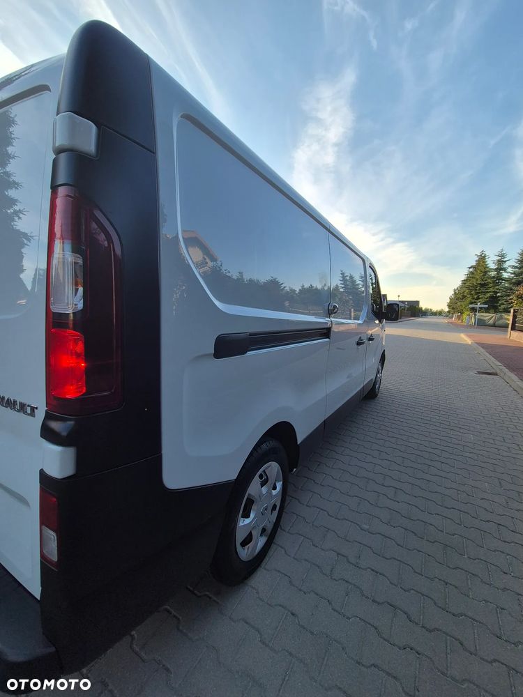 Renault Trafic 2019r Long 150Tys km Full Klima Navi Kamera Super stan - 12