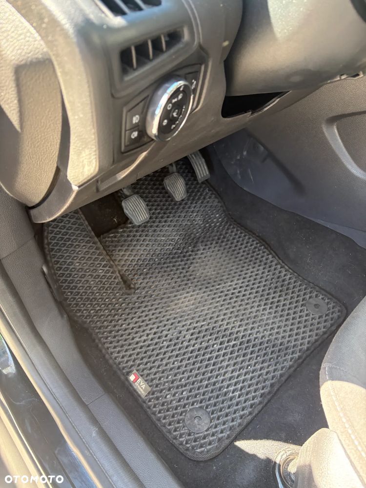 Ford Focus 1.6 TDCi Edition - 11