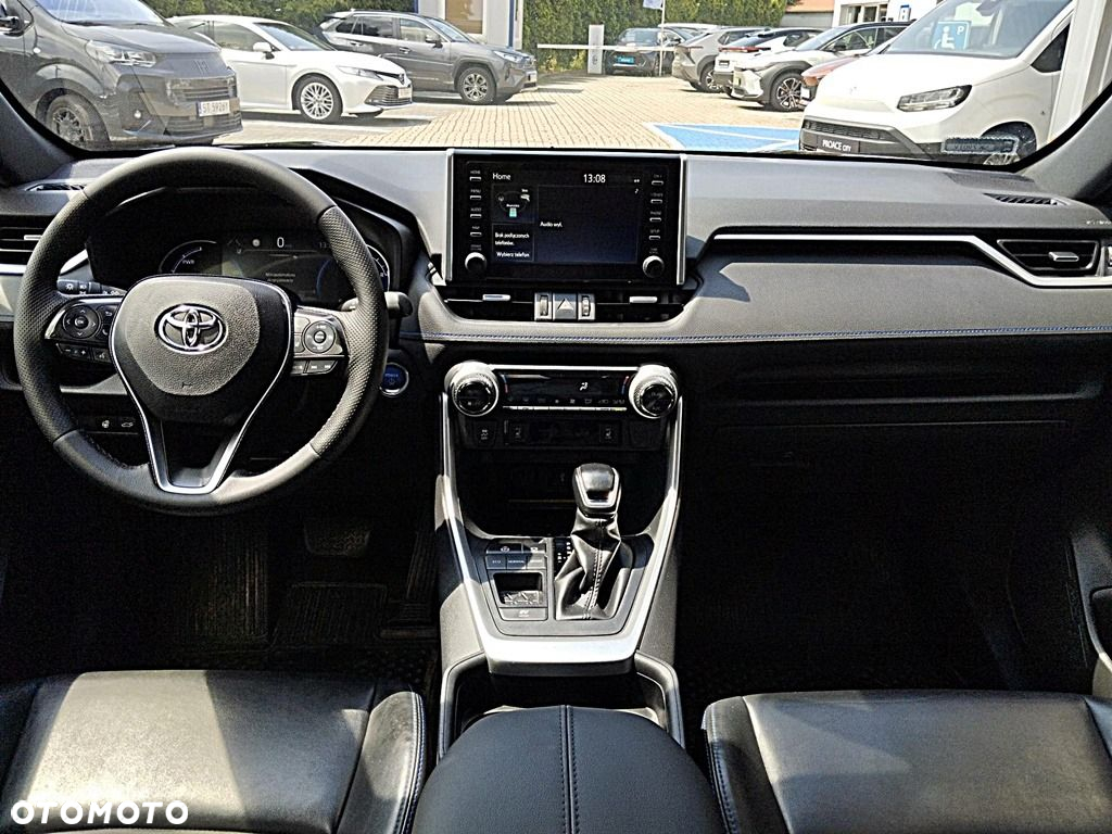 Toyota RAV4 - 8