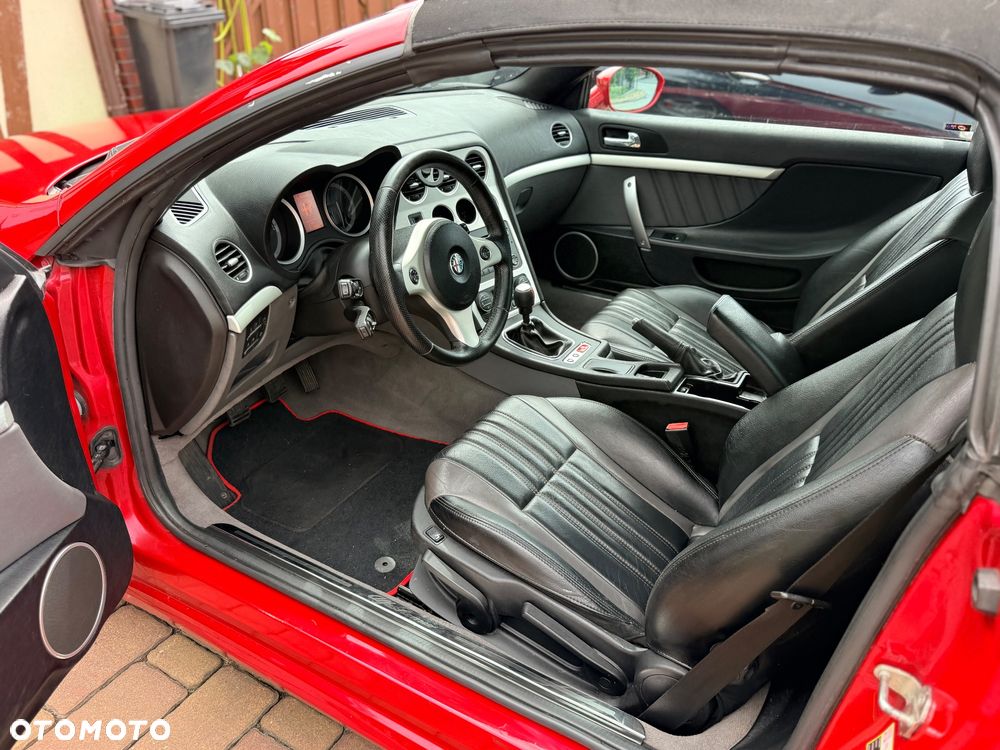 Alfa Romeo Spider 2.4JTDM Exclusive - 16