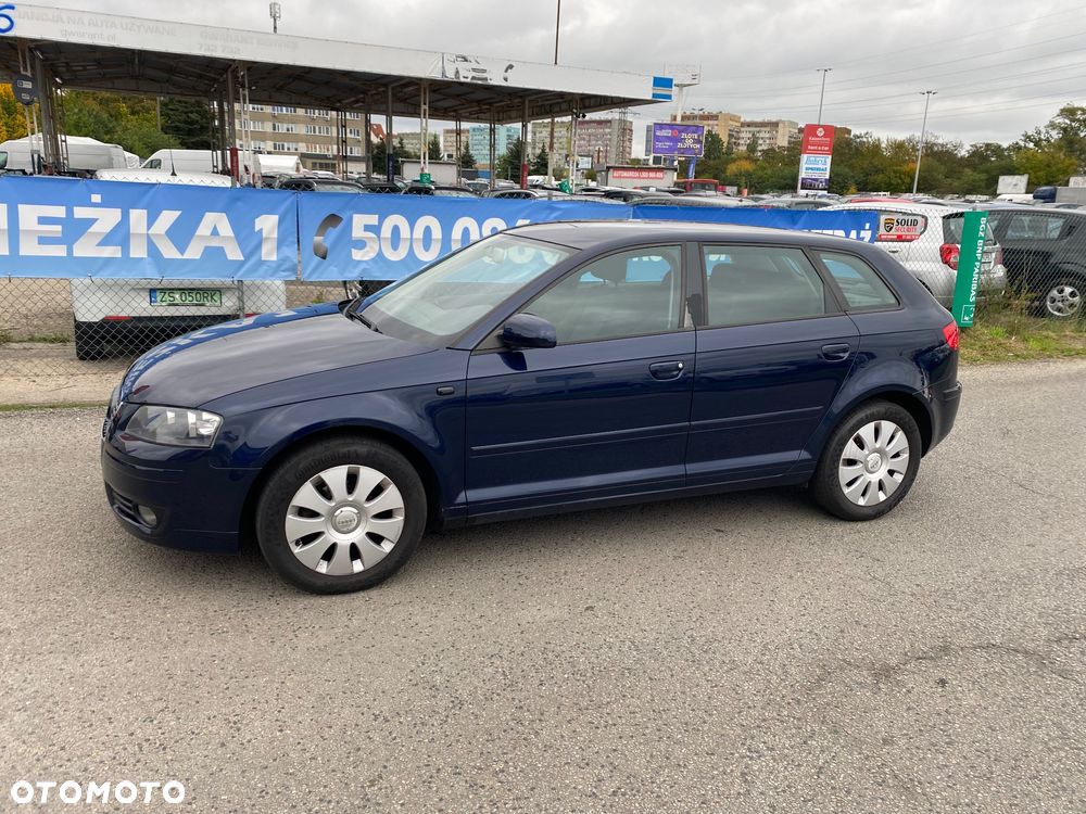Audi A3 Sportback 1.6 Attraction - 12