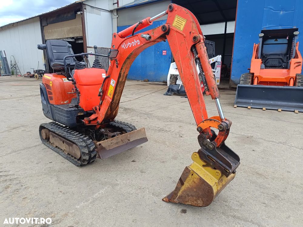 Kubota K008-3 - 4