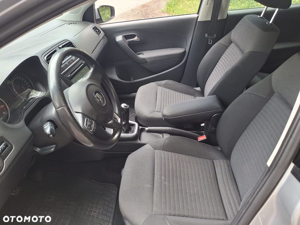 Volkswagen Polo - 7