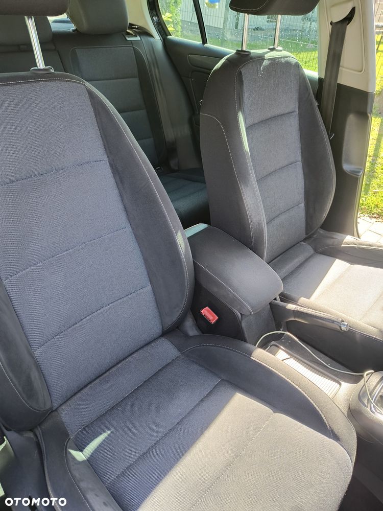 Volkswagen Golf 2.0 TDI DPF 4Motion Style - 3