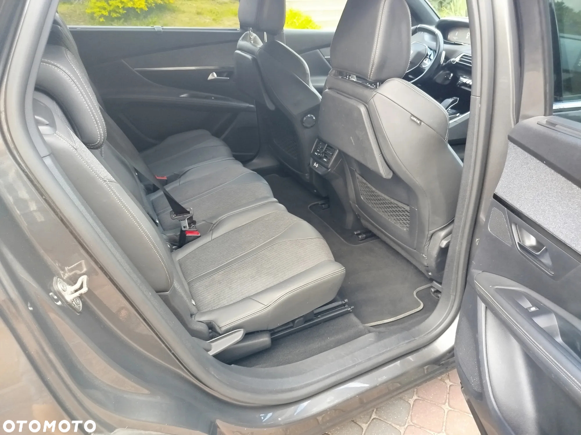 Peugeot 5008 1.5 BlueHDi GT Pack S&S EAT8 - 16