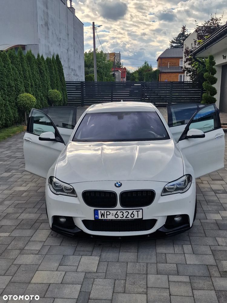 BMW Seria 5 530d xDrive - 23