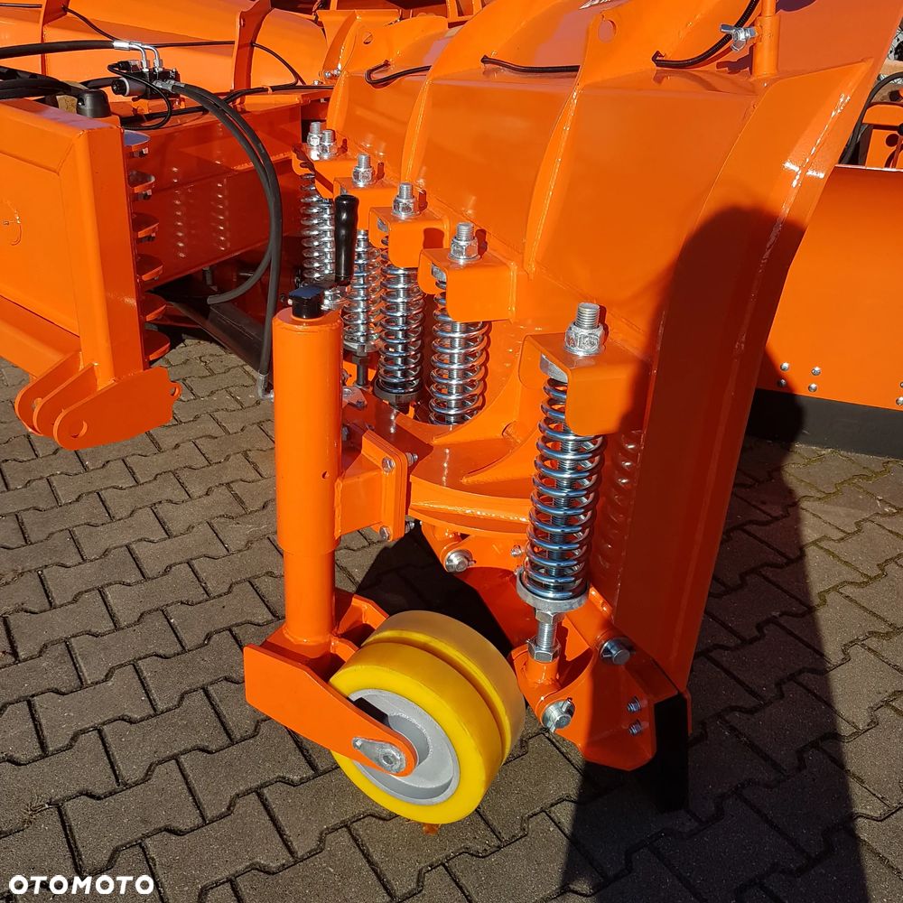 Metal-Technik Pług składany TYTAN - 4