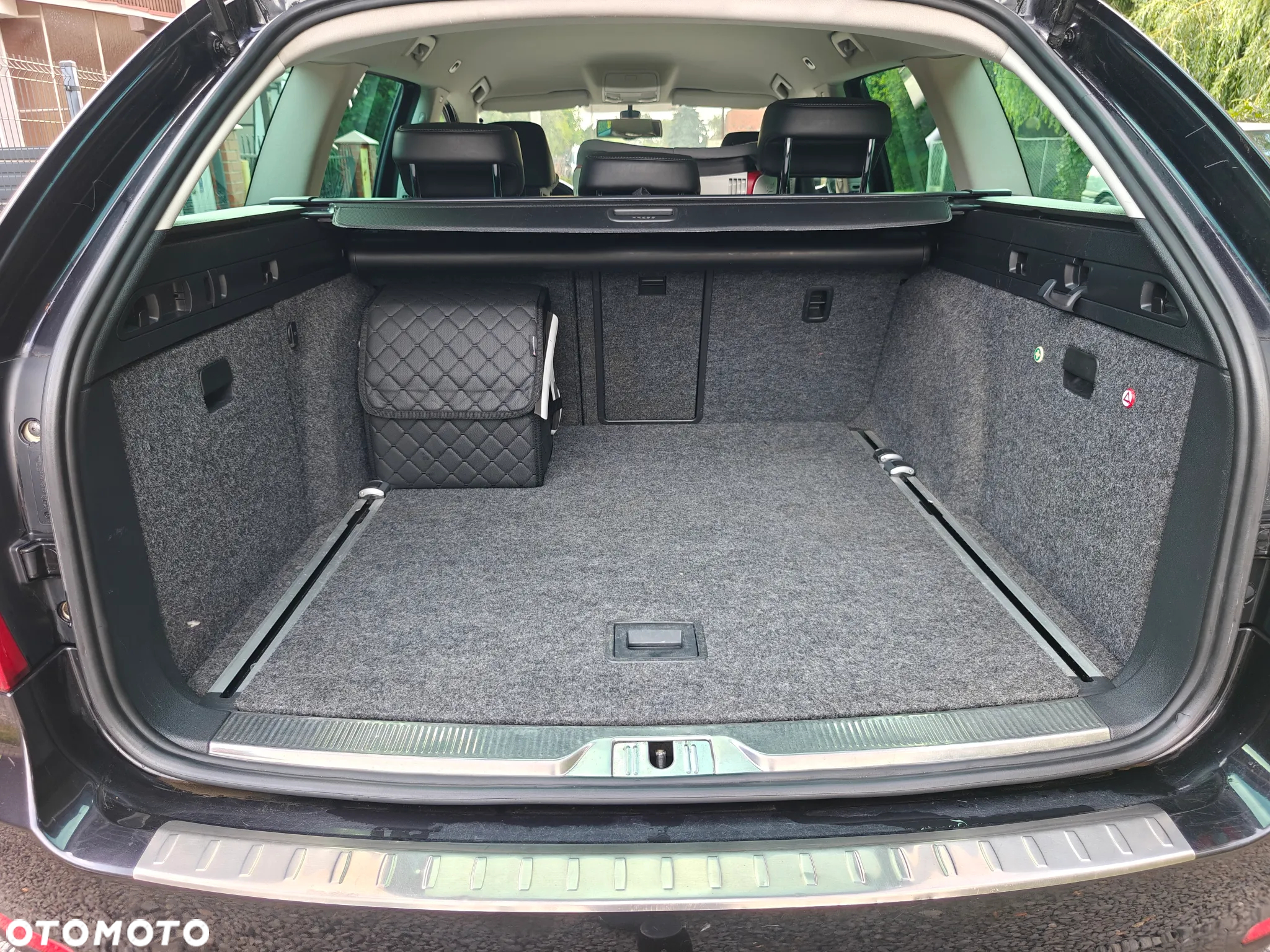 Skoda Superb 2.0 TDI Elegance DSG - 19