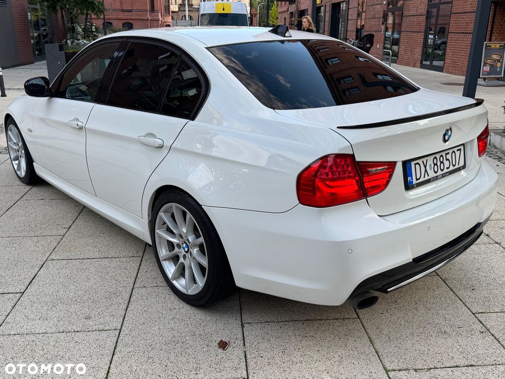 BMW Seria 3 320i - 21