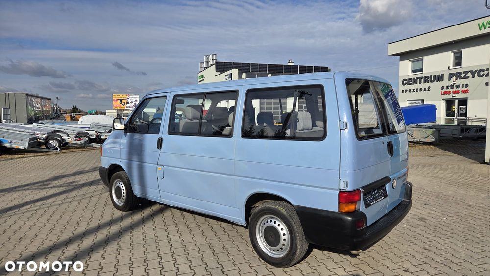 Volkswagen Transporter - 4