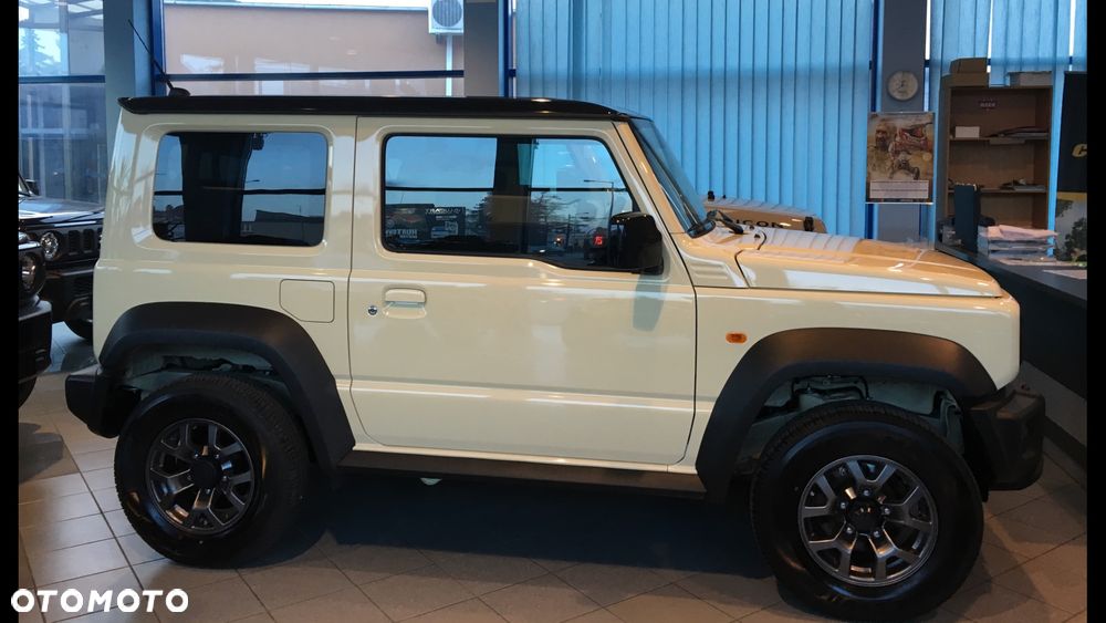 Suzuki Jimny - 21