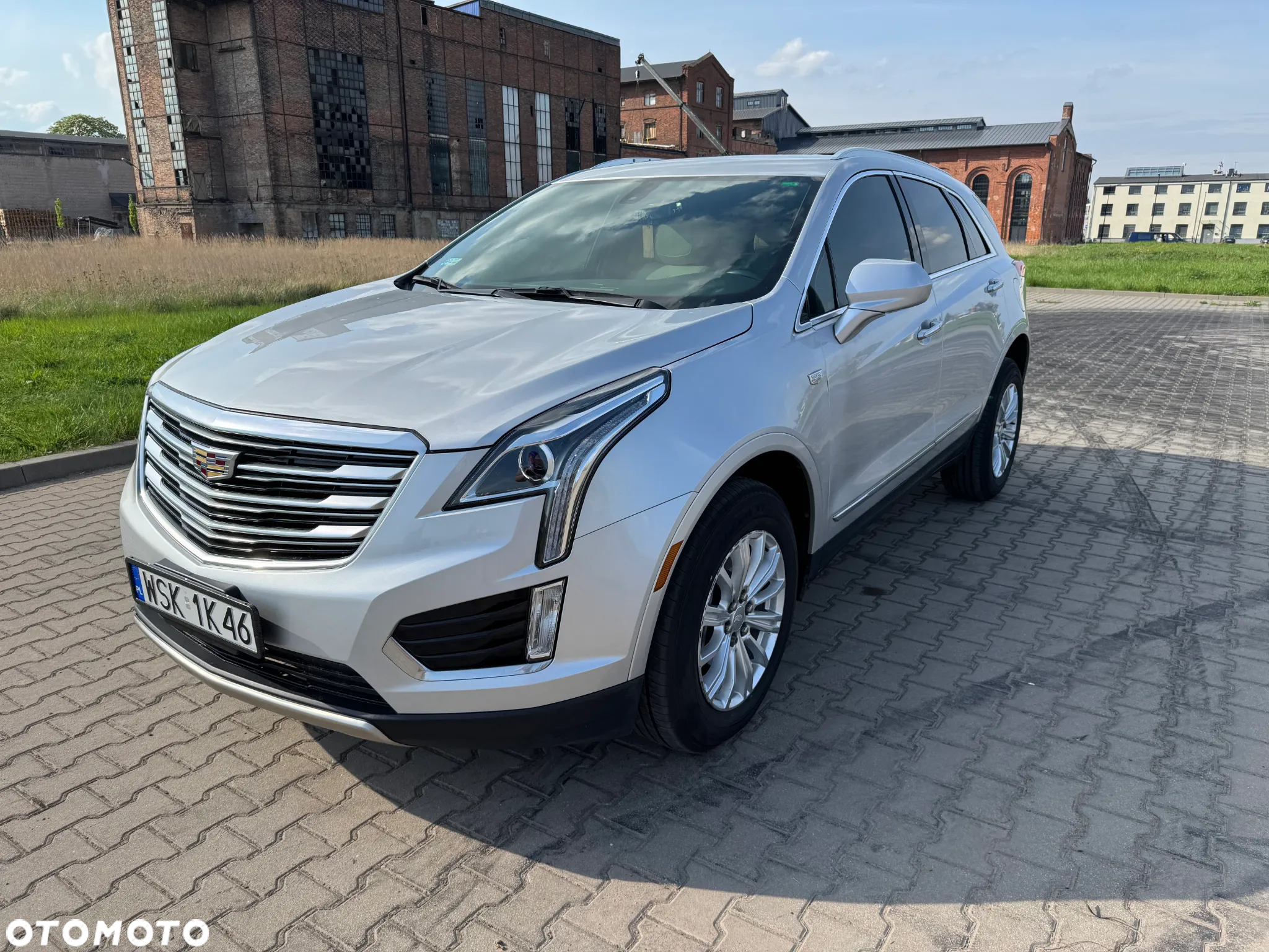 Cadillac XT5 - 10