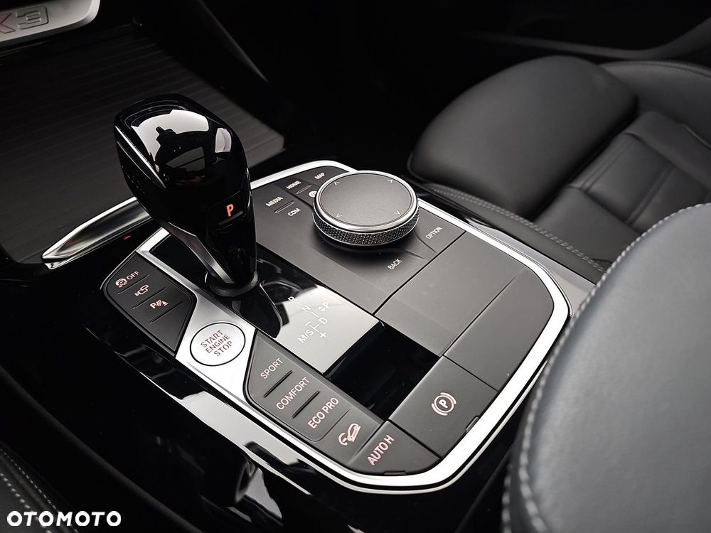 BMW X3 xDrive30d mHEV - 25