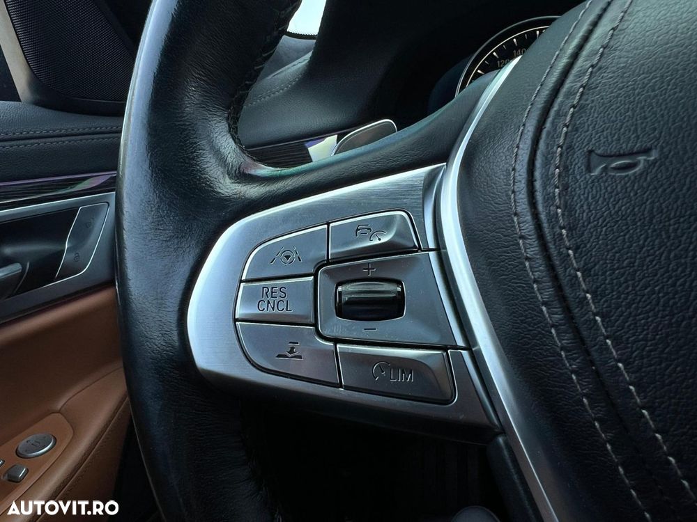 BMW Seria 7 - 28