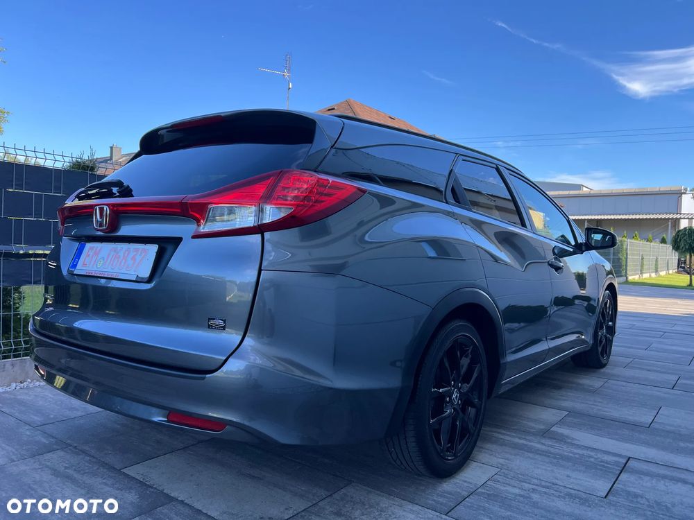Honda Civic 1.8 i-VTEC Automatik Sport Black Edition - 17
