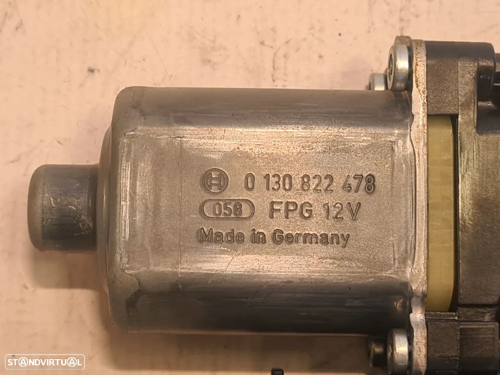 MOTOR SISTEMA ELEVADOR VIDRO PORTA FRENTE FRONTAL DIREITA 807312786R 0130822478 RENAULT MEGANE III 3 MK3 - 5