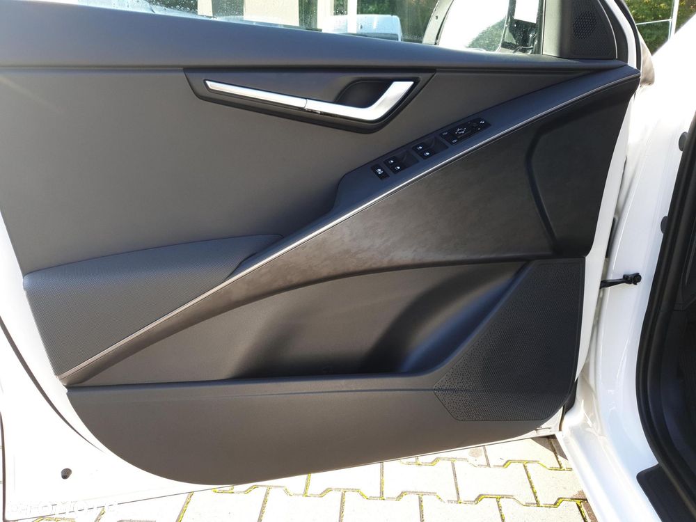 Kia Niro 1.6 GDI Hybrid L - 10