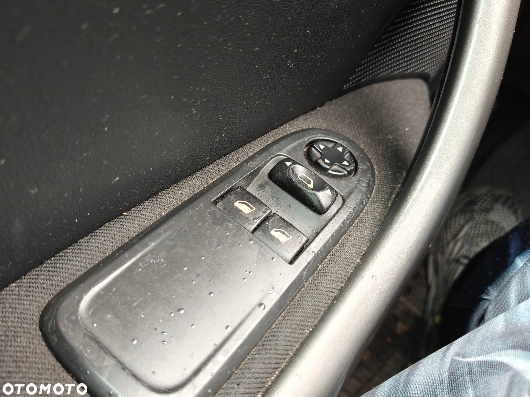 Peugeot 308 1.6 HDi Premium - 21