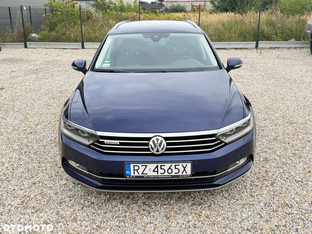 Volkswagen Passat Variant 2.0 TDI Bi-Turbo BMT 4Mot Highline DSG - 10