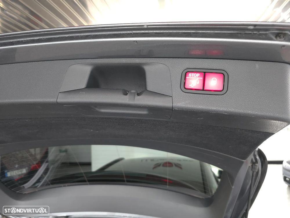 Mercedes-Benz E 350 d AMG - 25