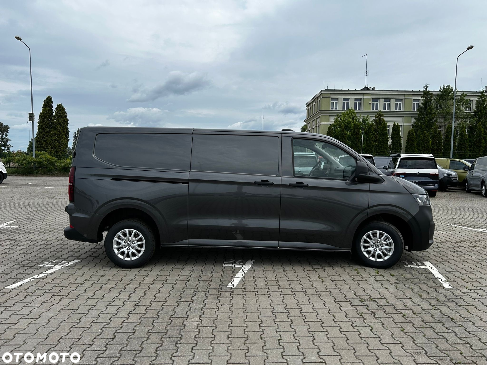 Volkswagen Transporter - 4