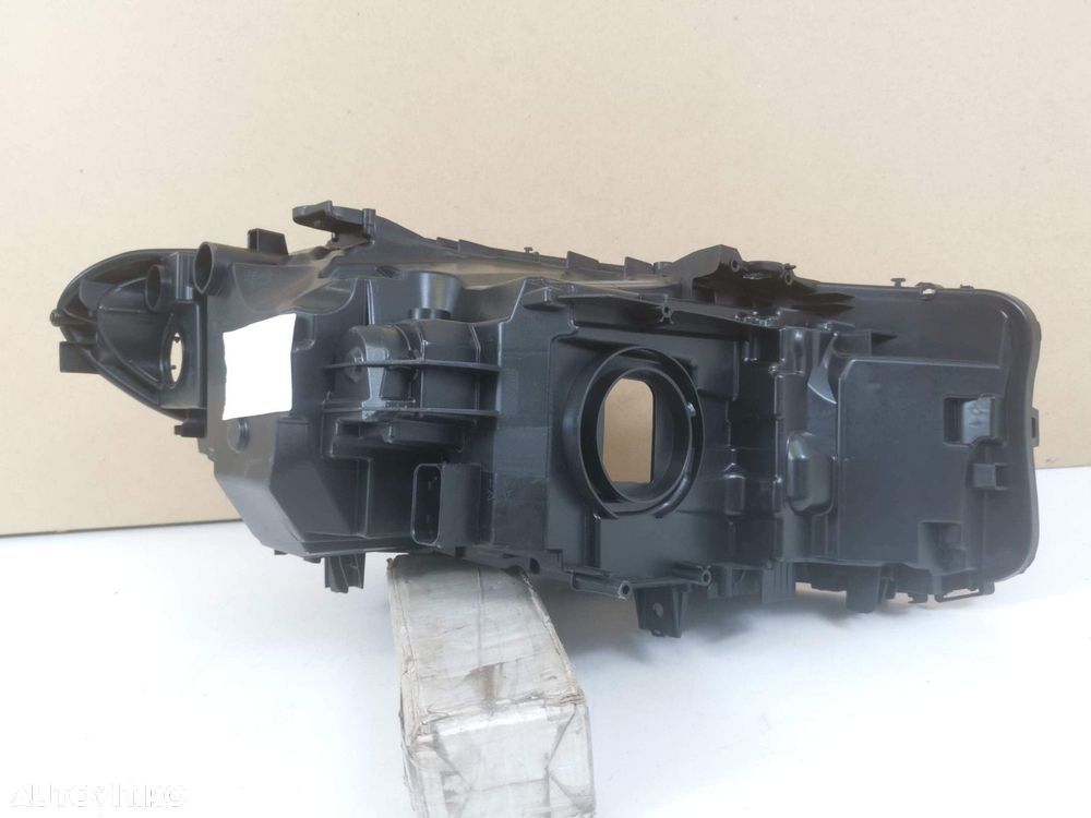 Carcasa Far Cu Sticla Far Stanga BMW Seria 5 G30 2016 2017 2018 2019 2 - 5