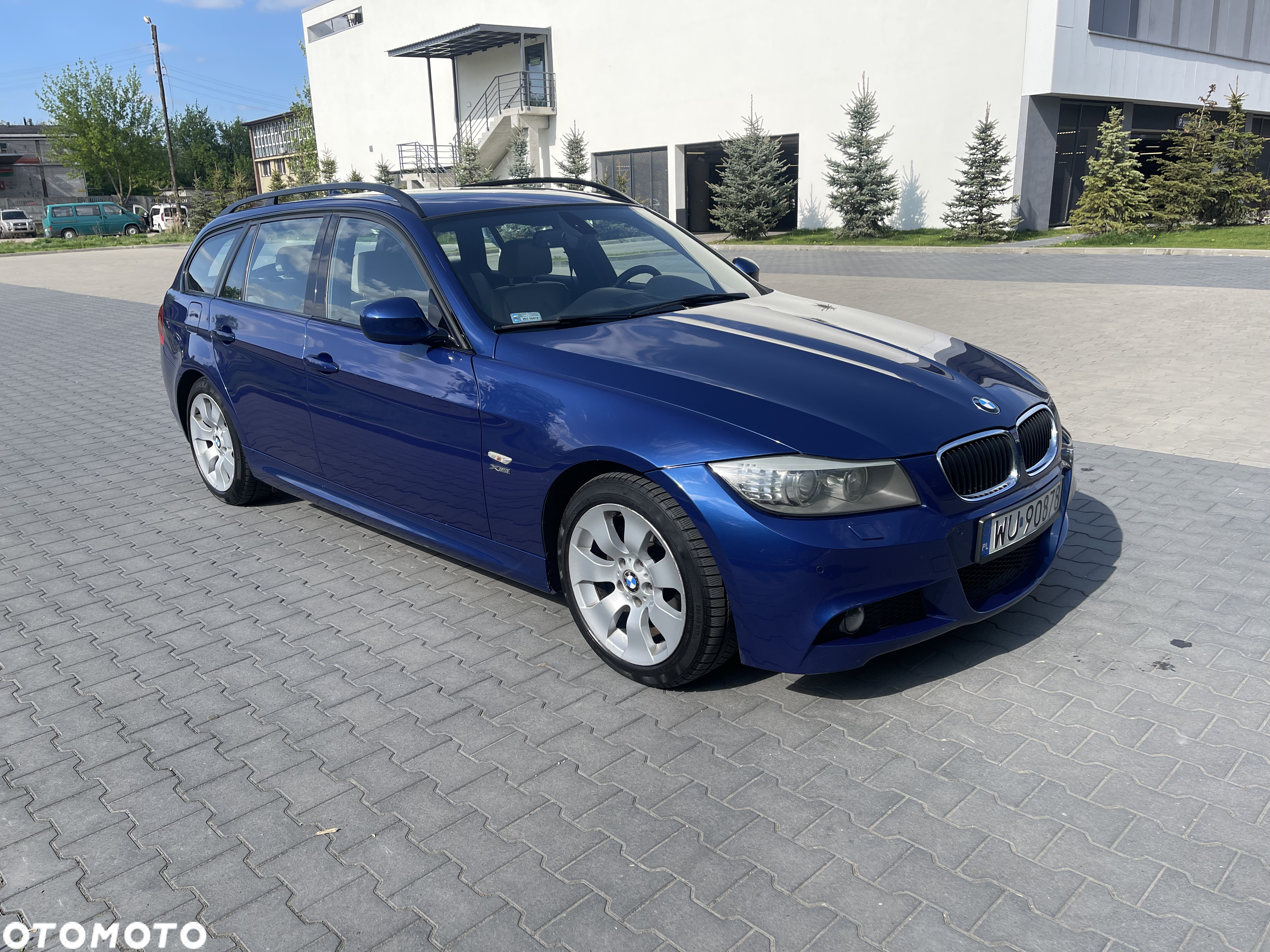 BMW Seria 3 320d xDrive DPF Touring - 6