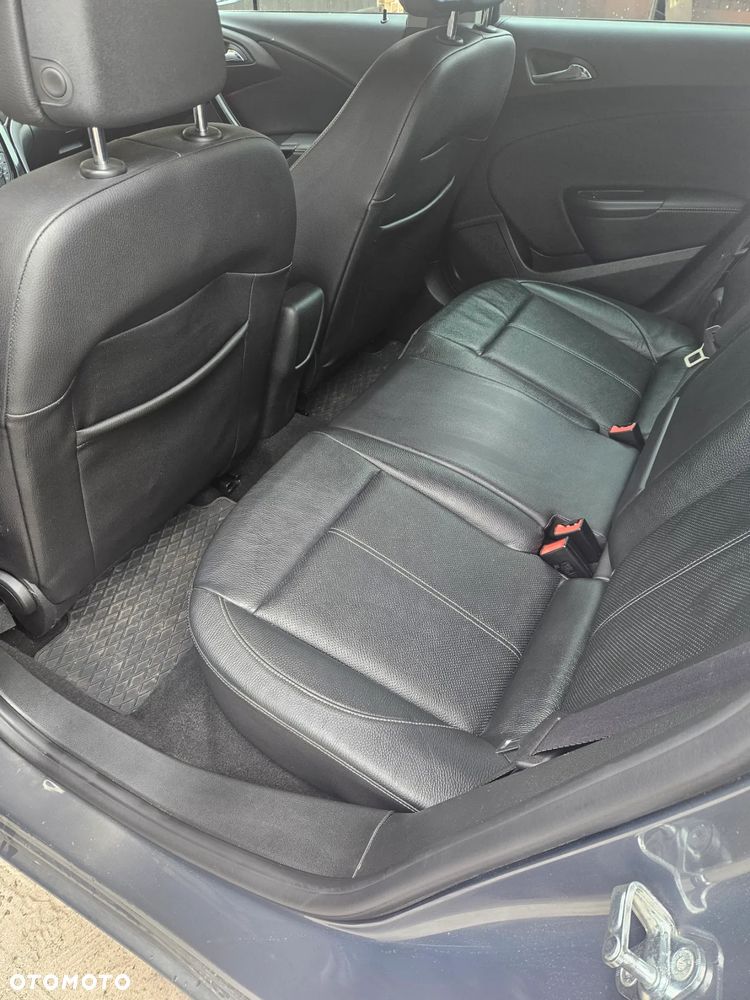 Opel Astra 1.6 D (CDTI) Edition - 11