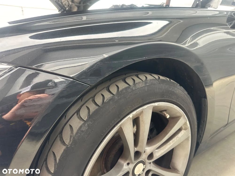 BMW Seria 3 318d - 10