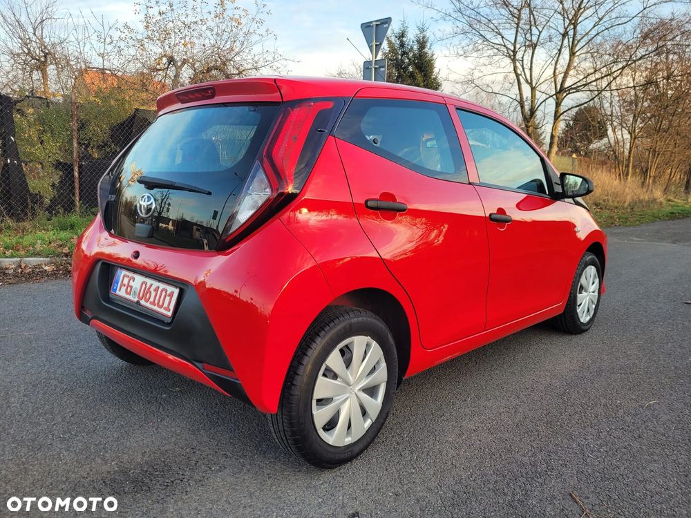 Toyota Aygo - 10