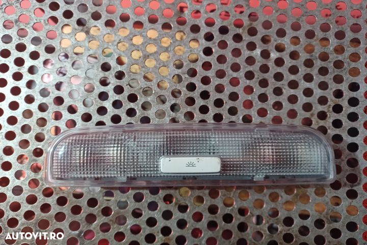 Lampa plafon spate 8P0947111A Skoda Fabia 5J  [din 2007 pana  2010] seria Hatchback 1.2 MT (70 hp) - 2