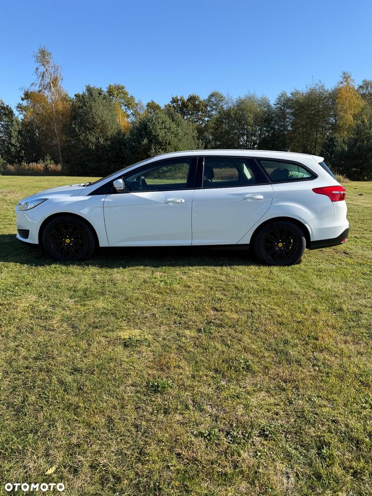 Ford Focus - 12