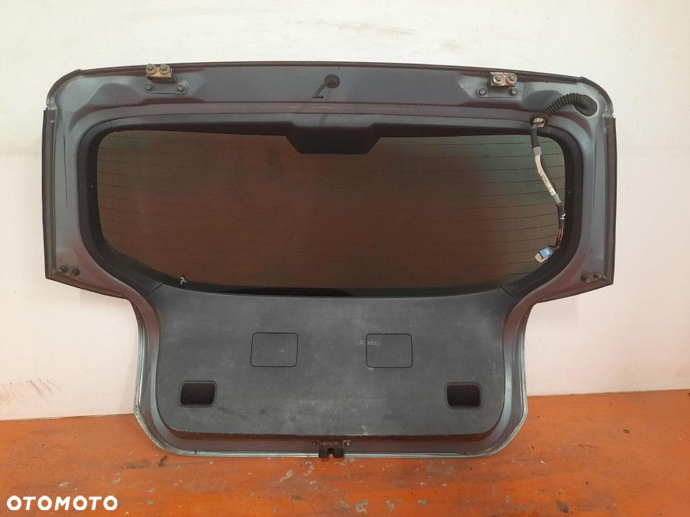 TOYOTA COROLLA E12 01-04 KLAPA BAGAŻNIKA  KOMPLETNA 8Q3 - 10