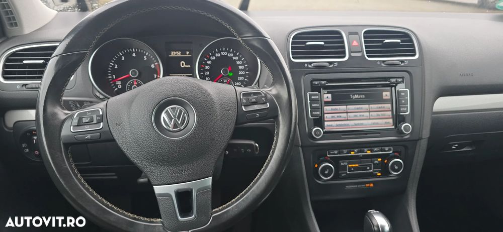 Volkswagen Golf 1.4 TSI DSG MATCH - 18