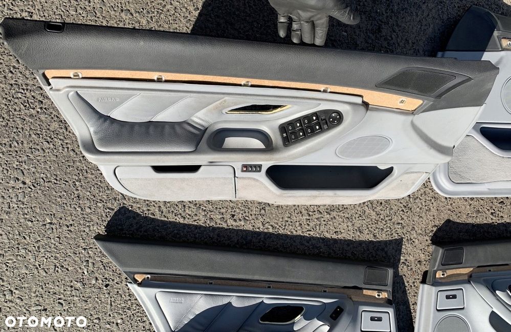BOCZKI DRZWI KOMPLET SKÓRA SZARE BMW E38 EUROPA - 3
