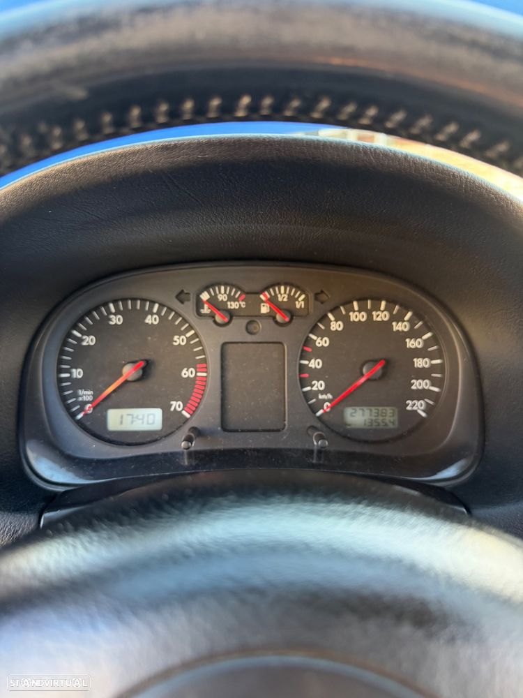 VW Golf 1.4i 25 Anos - 19
