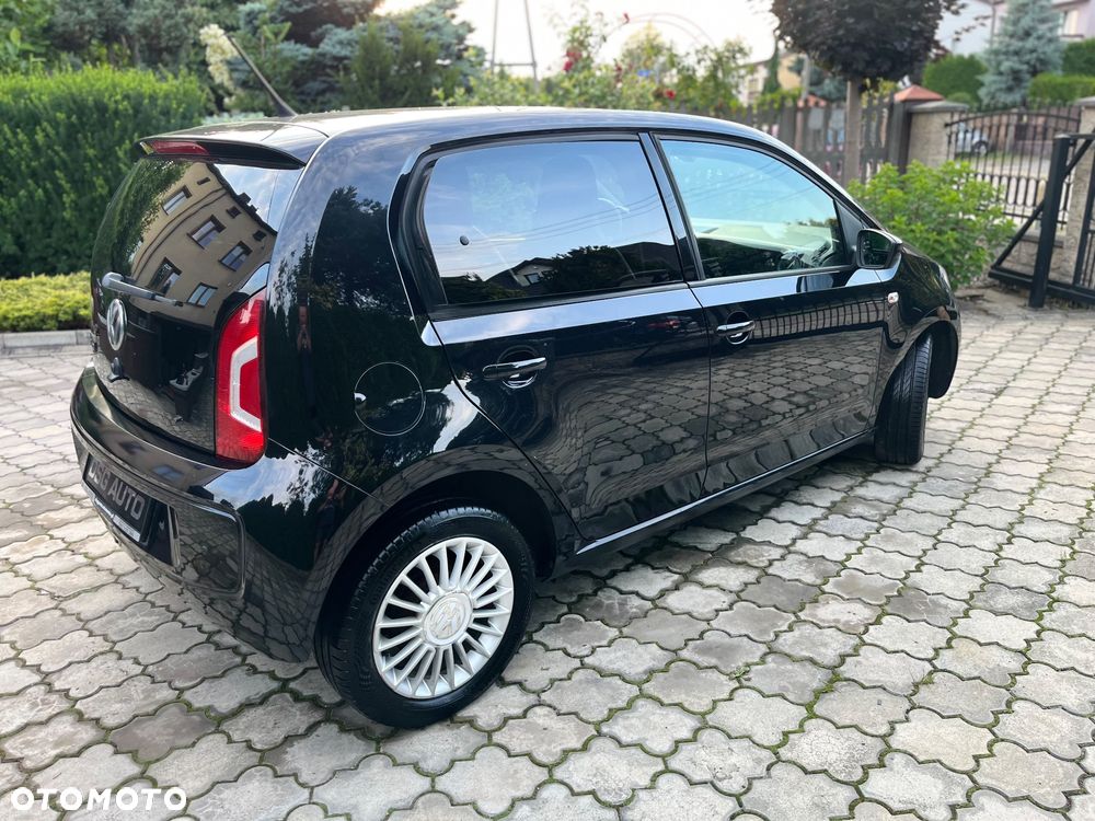 Volkswagen up! - 16