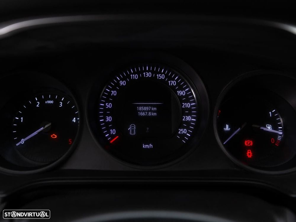 Renault Mégane 1.5 Blue dCi Zen — fotografia 17