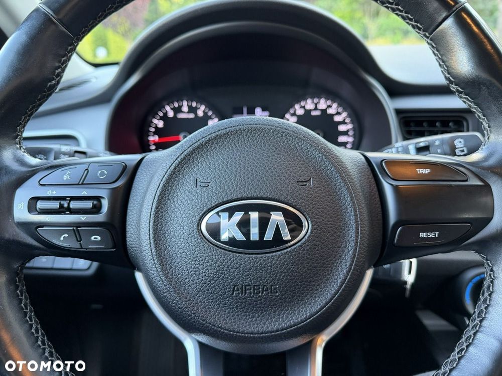 Kia Stonic - 18