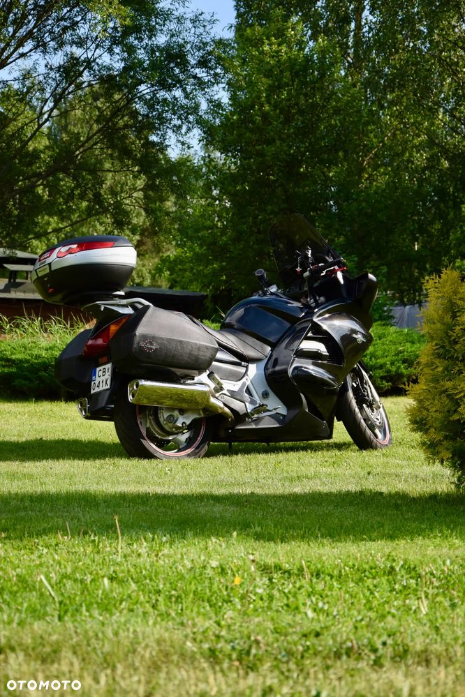 Honda ST - 11
