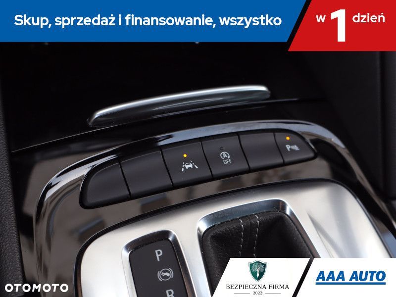 Opel Insignia - 18