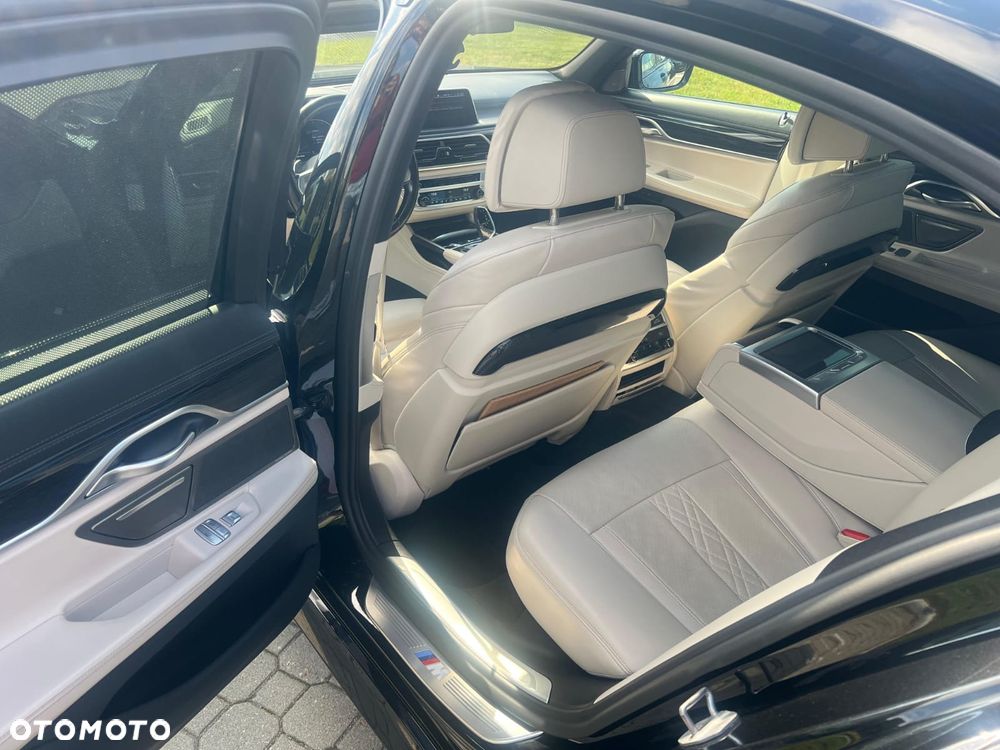 BMW Seria 7 740d xDrive - 10